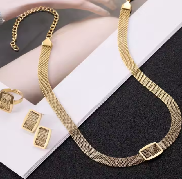 Golden essense set